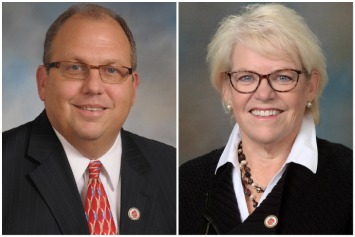  Board of Education holds organizational meeting